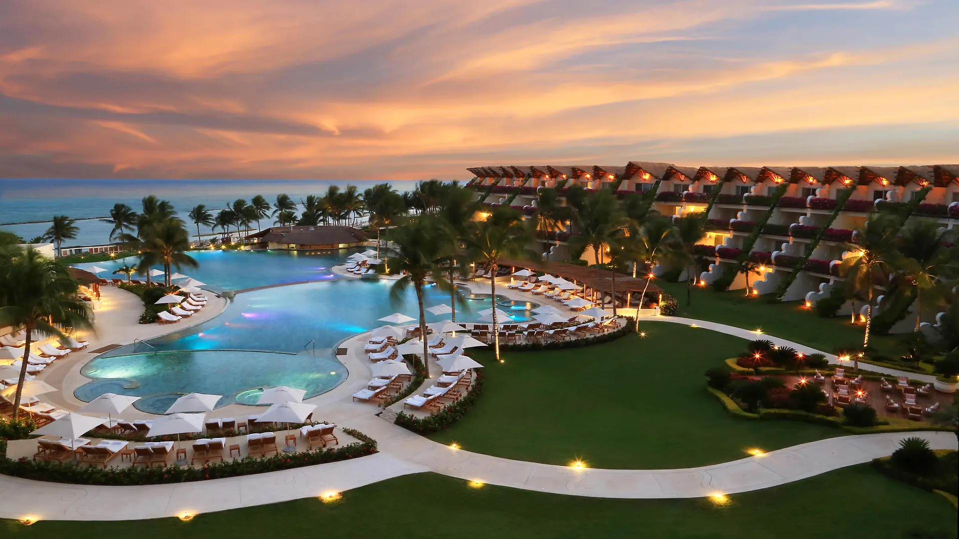 Grand Velas Riviera Maya (Adults Only) Playa del Carmen Resort